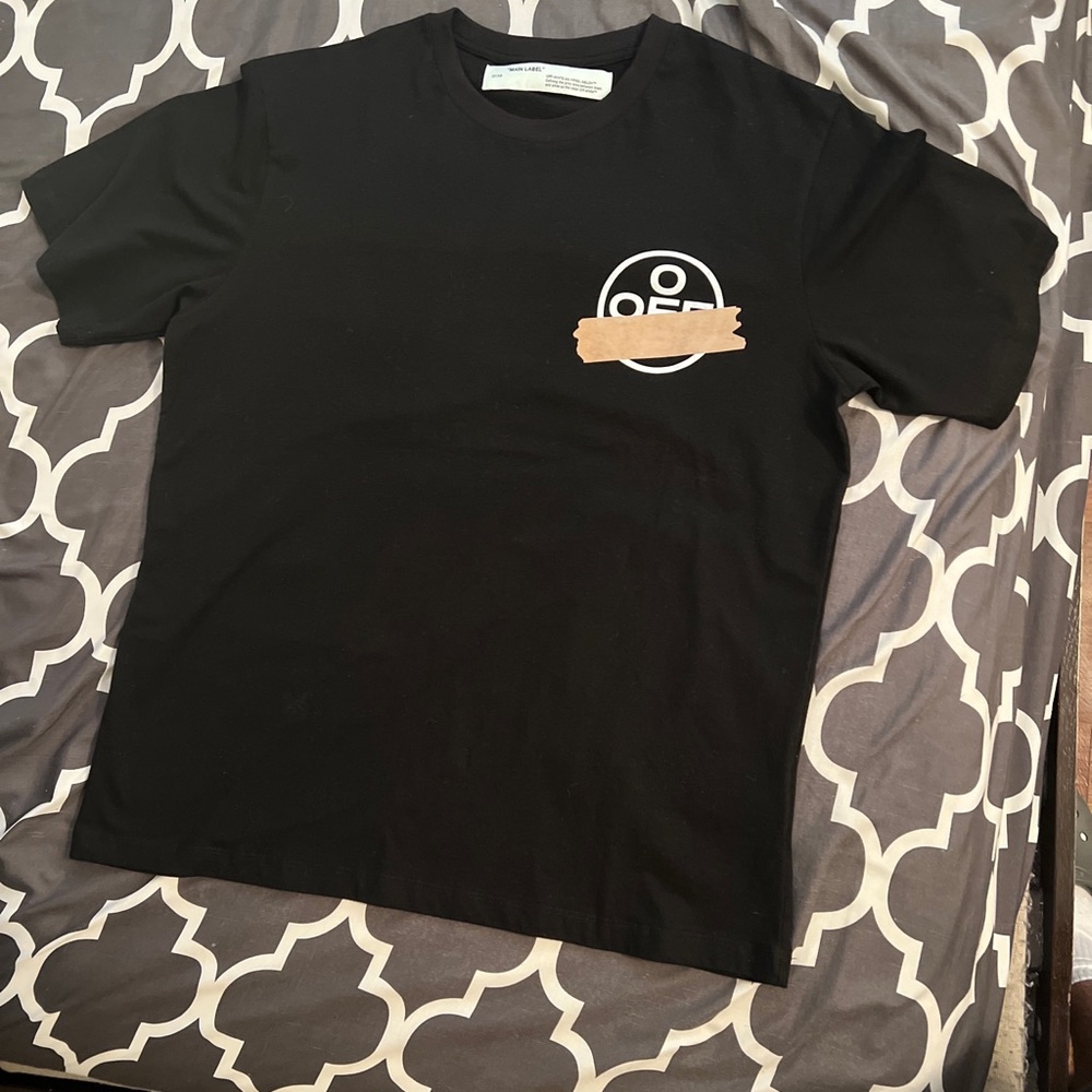 Off white golden arrows t shirt